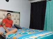 HERMANASTRA MORENA DE GRAN CULO QUIERE QUE LE HAGA UN MASAJE EN SUS NALGAS 2/16