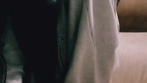 I'm very horny, I want a really hard cock