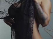 Monika Fox Naked With Flowers Behind A Veil 13/16