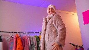 The girl showed her clothes and sucked a dick