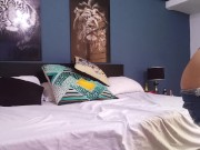 My girlfriend sends me a hot video showing her ass. 4/16