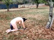 VOST engl - Animalisation 4 dans le jardin pour cette femelle inférieure nue. 8/16