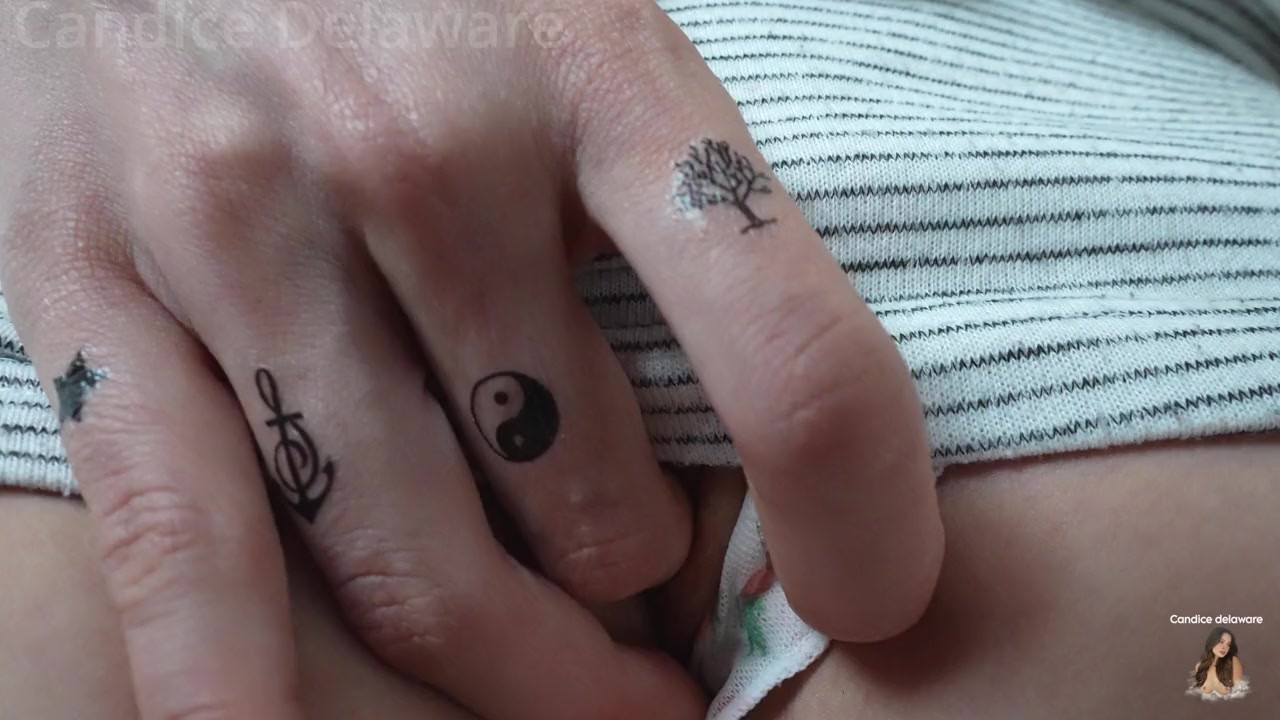 i got rubbed on the bus and I couldn't say no. 😧 - Free Sex Video - RedTube