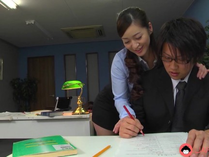 Japanese teacher Maria Ono had oral sex in class,uncensored.