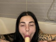huge lips just captured this dildo! what will happen next? 5/16