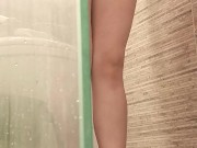 me gusta bañarme  en publico y que me vean el coño