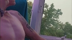 Here cums the rain