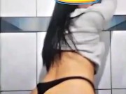 💦 Jugando con mis fantasías frente a la cámara 4/16