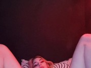 How come I still don't see you on my OF?😚❤️😈💕💕 14/16