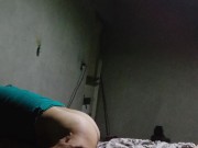 La novia de mi padre si que sabe ordeñarme y montarme 3/16