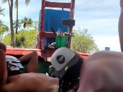 ORGIA NA PESCARIA COM VARIOS CARAS FUDENDO DUAS GAROTAS EM HUM BARCO 3/16