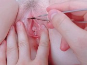 Rosada, mojada y expuesta completamente 10/16