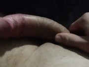 Mostrando os detalhes do meu pau grande e veiudo branco