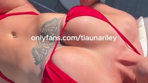 Slutty Pussy Spread Wide for the Whole Room to See