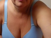 Shaking my booty on my vibration plate 1/16