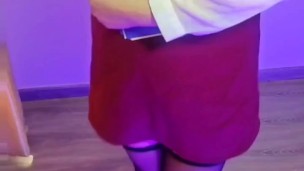 Whispers of Nylon: Office Girl Unwinds Her Toes