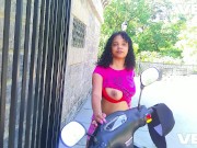 PORNSTARS CONVENTION OUTSIDE OF THE CASTLE PUBLIC REAL CELEB 10/16