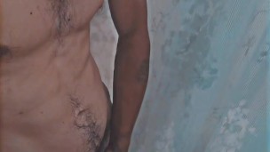 Little shower solo play