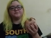 Amputee eats burger 7/16