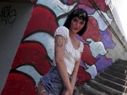 Je remplis la chatte de sperme de cette touriste belge dans les WC public de Paname 2/16