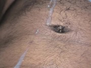 orgasmo intense homem musculoso muito jogou leitinho longe 3/16