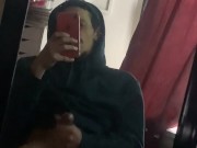 Solo me moanin /cumming before someone came in 14/16