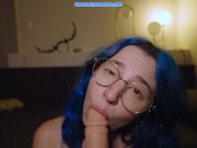 La fille timide aux cheveux bleus veut ta queue pour la soirée - Francaise Roleplay Poilue 12/16