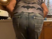 Desperately need to piss while cooking supper (holding my piss until I couldn’t , I piss in bucket) 1/16