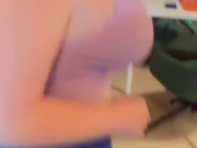 HERMANASTRA TETONA es follada cuando termina su clase de yoga (porno español)