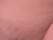 OMG! Mijn geile stiefmoeder houd van plagen en speelt met dikke lul over clit en in kutje kreunen 10/16