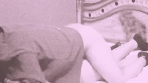 "Mi sissy no tiene vergüenza: grita y se corre obedeciendo"