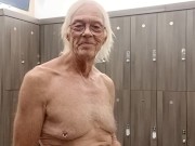 I'm playing with my cock in the gym locker room.  See the old many body! 8/16