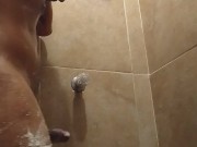 Un pajaso en el baño 9/16