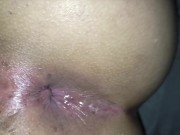 Le dejo abierto el culo a colombiana y le digo que saque la leche 8/16