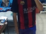 FUTBOLISTA DE MÉXICO CON ENORMES BULTOS DE SU VERGA EN SHORTS 🩳 FÚTBOL ⚽🏃🏻 Y HABLANDO RICO 😋 2/16