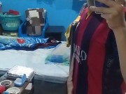 FUTBOLISTA DE MÉXICO CON ENORMES BULTOS DE SU VERGA EN SHORTS 🩳 FÚTBOL ⚽🏃🏻 Y HABLANDO RICO 😋 7/16