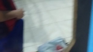 FUTBOLISTA DE MÉXICO CON ENORMES BULTOS DE SU VERGA EN SHORTS 🩳 FÚTBOL ⚽🏃🏻 Y HABLANDO RICO 😋